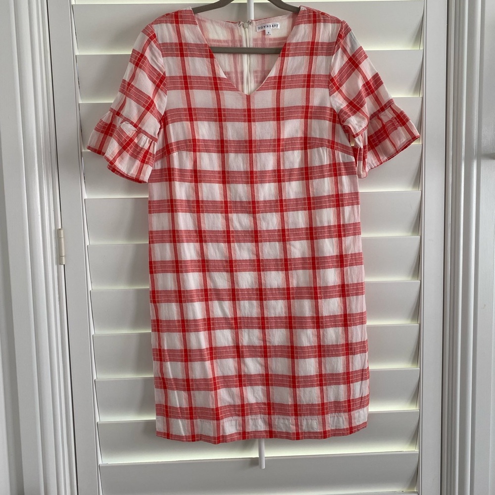 Shoulder seam to hem 36 1/2 i” Pit to pit 17 1/2 inches  Sleeve length 11 “